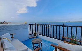 Pwani House - Lamu Seafront